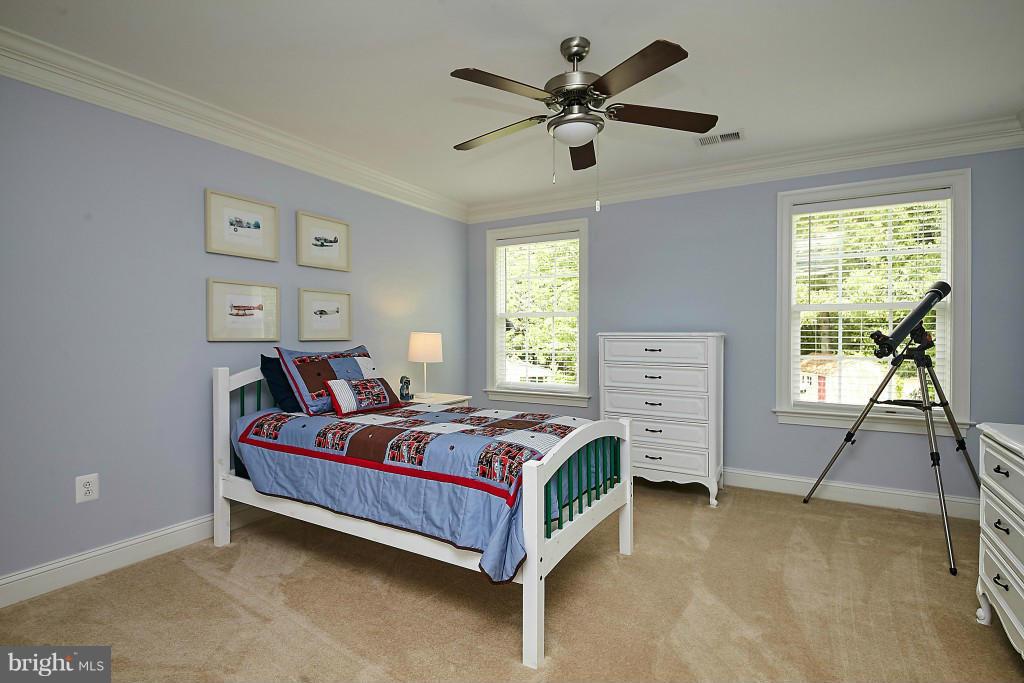 5818 Colchester Road Clifton, VA 20124 - Photo 24 of 30 Bedroom