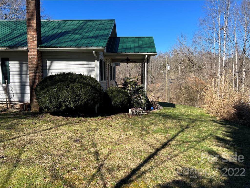 73 Hominy Baptist Church Road Candler, NC 28715 - Photo 3 of 24 Gallery Image 3