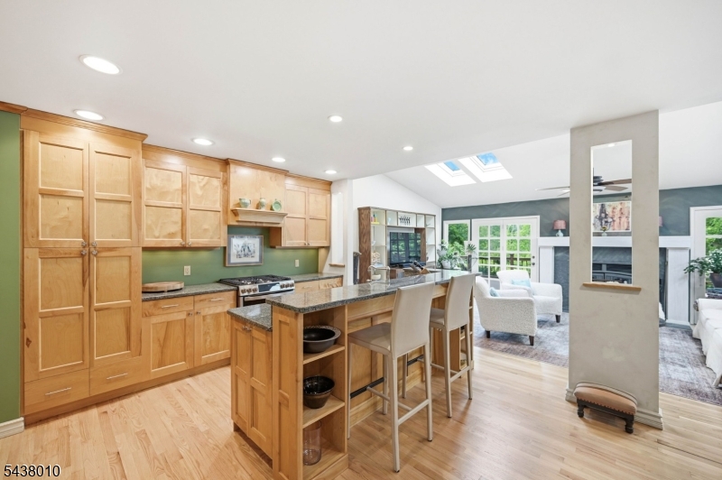 38 West Main Street Mendham, NJ 07945 - Photo 10 of 44