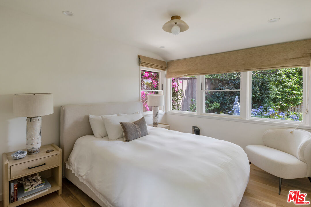 13214 Riviera Ranch Road Los Angeles, CA 90049 - Photo 21 of 42