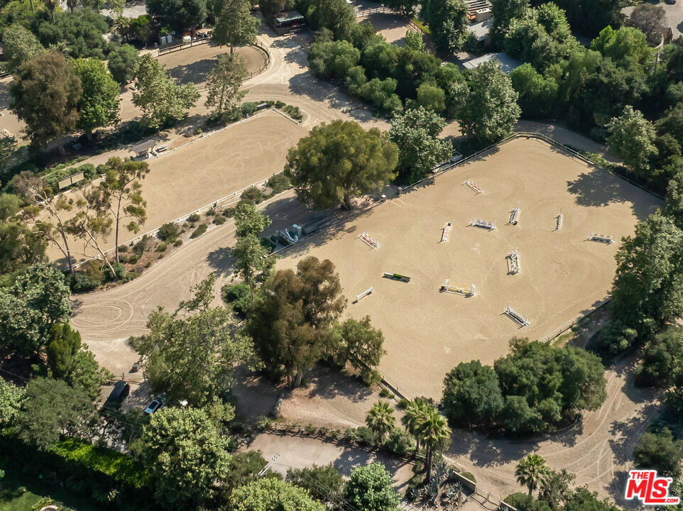 13214 Riviera Ranch Road Los Angeles, CA 90049 - Photo 41 of 42