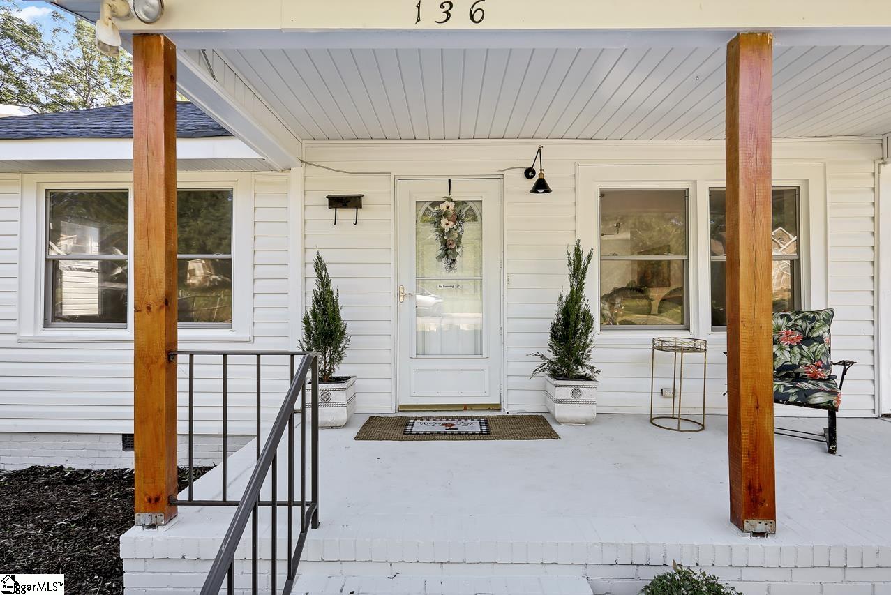 136 Spring Street Greer, SC 29650 - Photo 3 of 30 Gallery Image 3