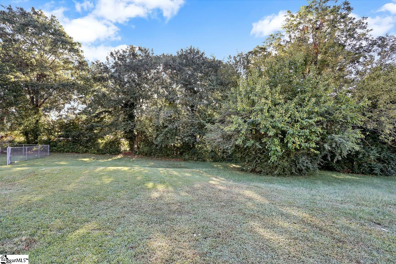 136 Spring Street Greer, SC 29650 - Photo 7 of 30 Gallery Image 7