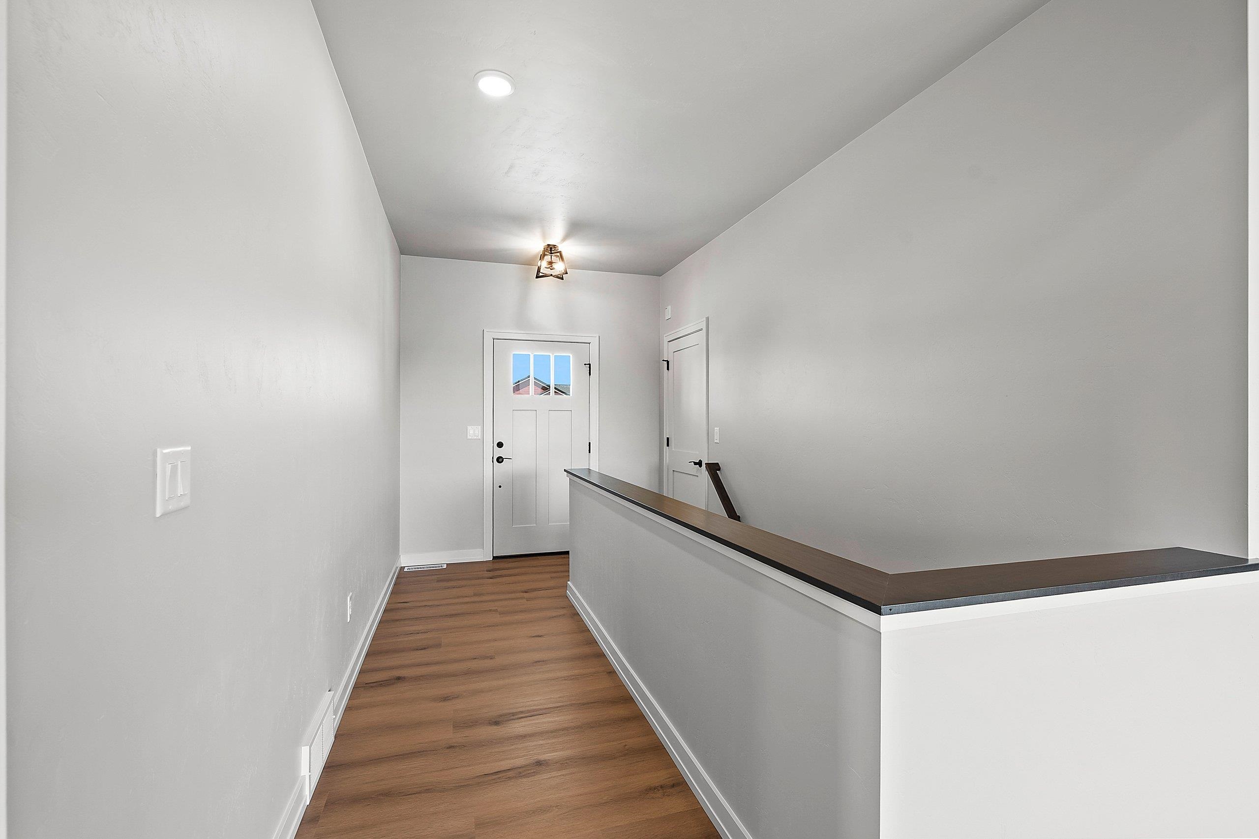 3236 Willow Road Green Bay, WI 54311 - Photo 3 of 47