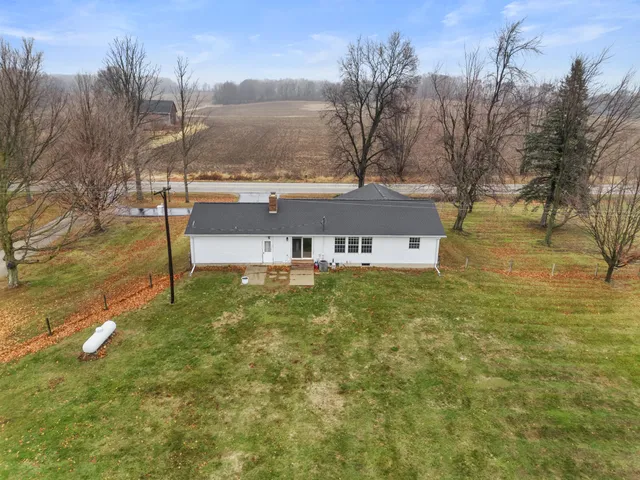 $299,900 | 7291 East Sterling Road, Jerome, MI 49249