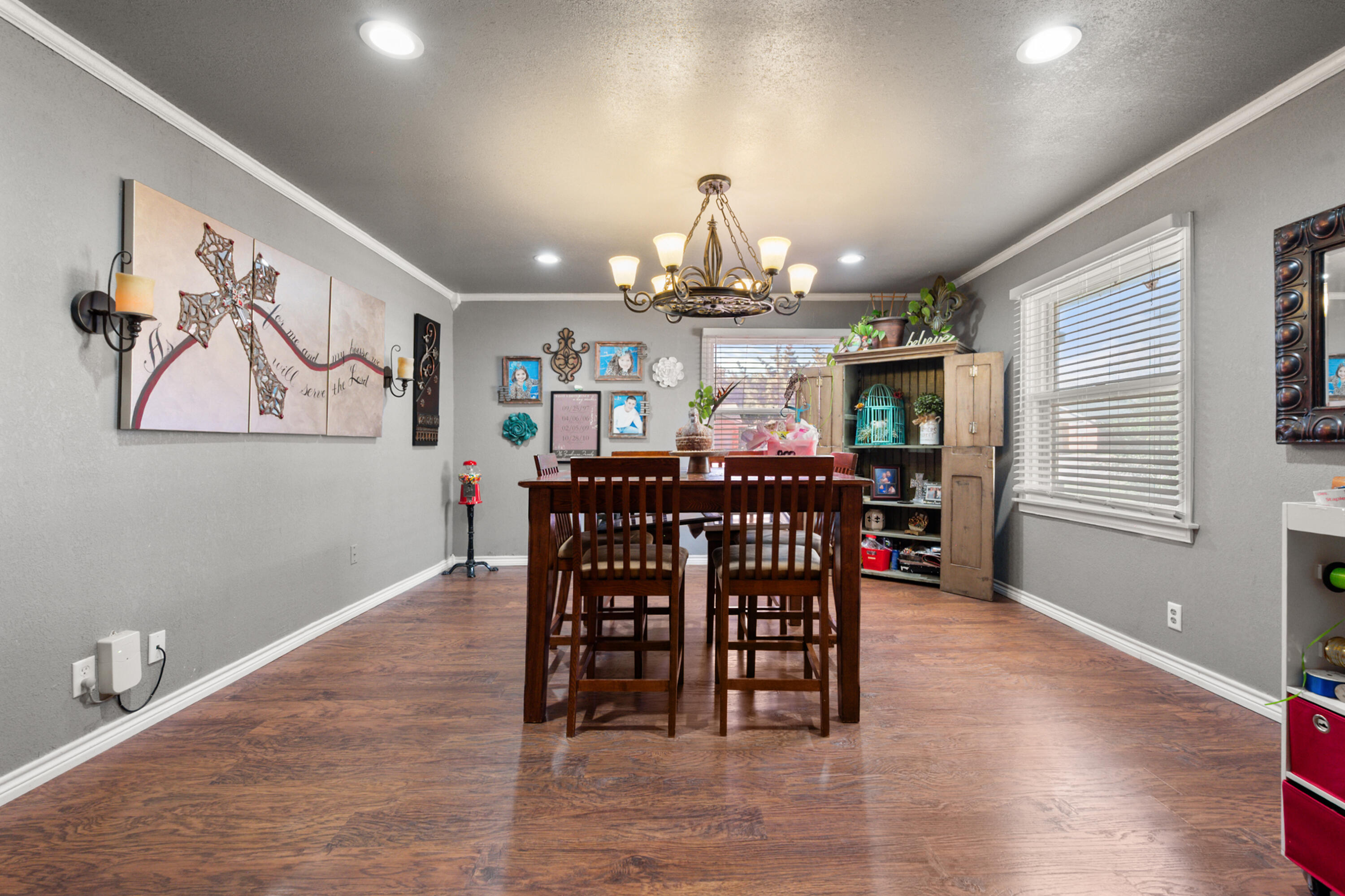 1204 Garland Plainview, TX 79072 - Photo 16 of 29 a view of a dining room with furniture