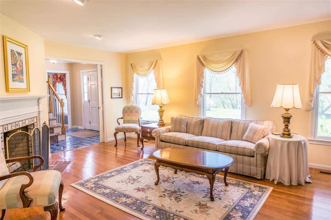 2 Dalkeith Road Hollis, NH 03049 - Photo 19 of 40
