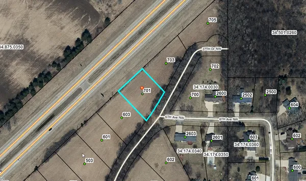 $49,900 | 701 27th Drive Northwest, Austin, MN 55912