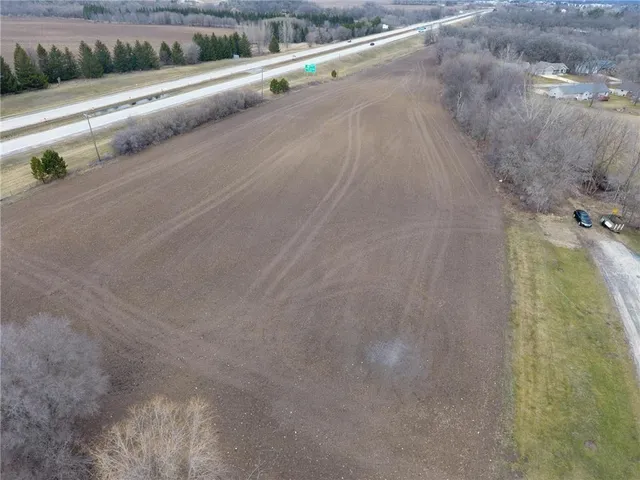 $49,900 | 701 27th Drive Northwest, Austin, MN 55912