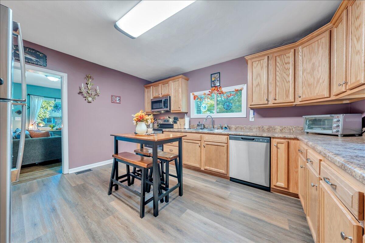 5321 Grandin Rd Extension Roanoke, VA 24018 - Photo 7 of 26 07-MIB05599
