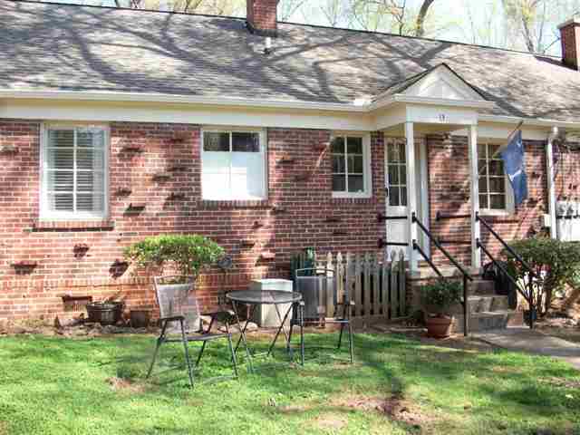 600 University Ridge, Unit 13 Greenville, SC 29601 - Photo 2 of 20 Gallery Image 2