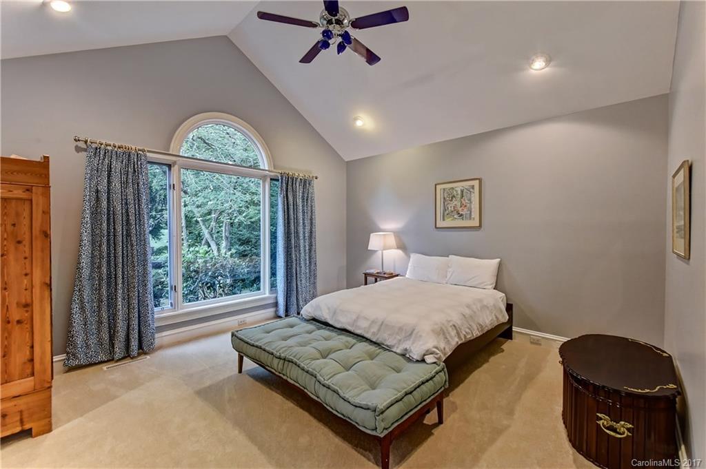5400 Mirabell Road Charlotte, NC 28226 - Photo 12 of 24 Gallery Image 12