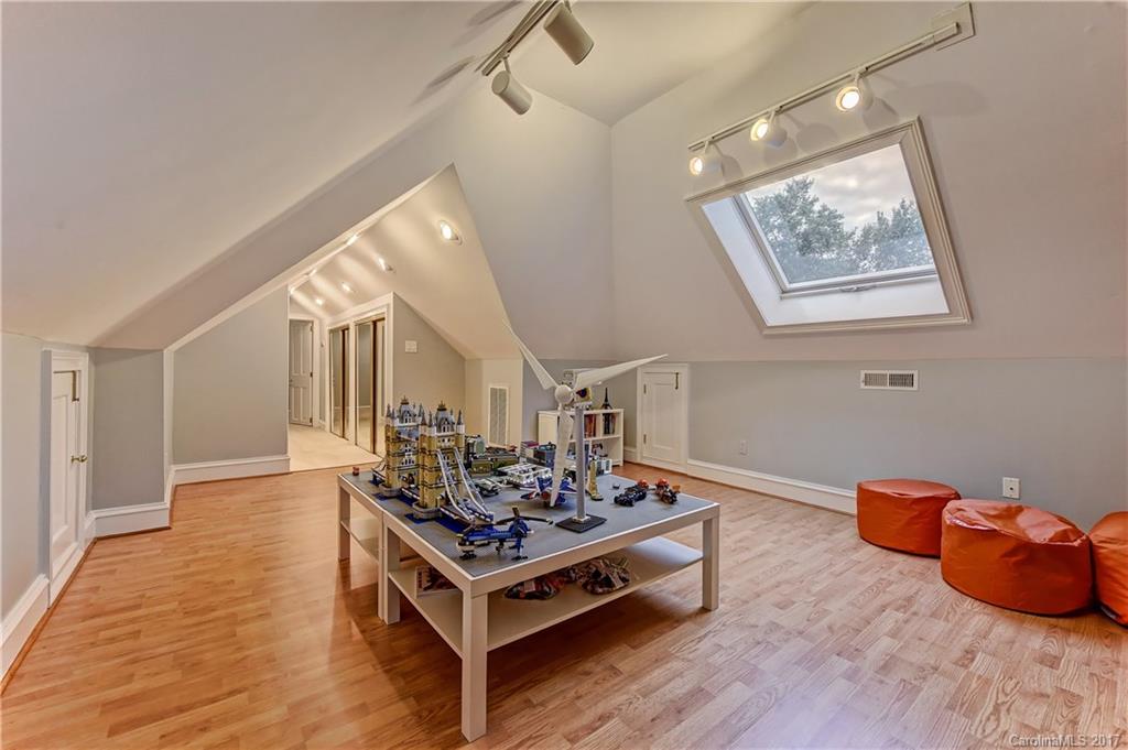 5400 Mirabell Road Charlotte, NC 28226 - Photo 15 of 24 Gallery Image 15