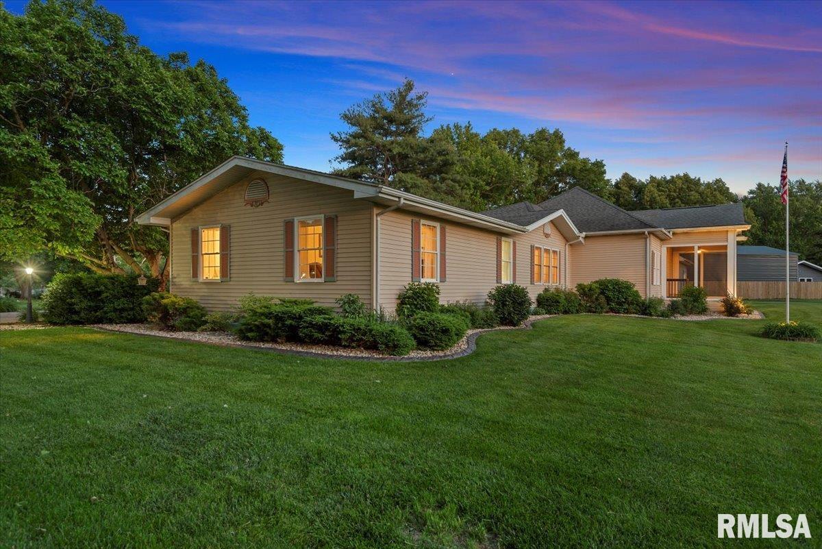 4 Nightingale Drive Springfield, IL 62711 - Photo 2 of 57