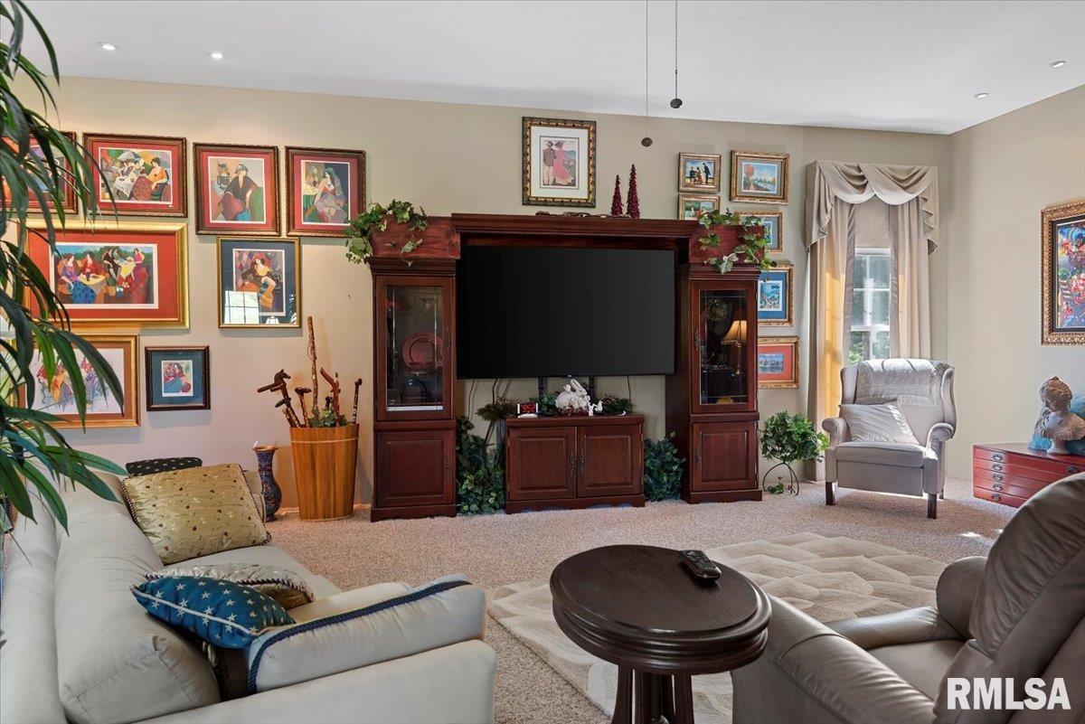 4 Nightingale Drive Springfield, IL 62711 - Photo 22 of 57