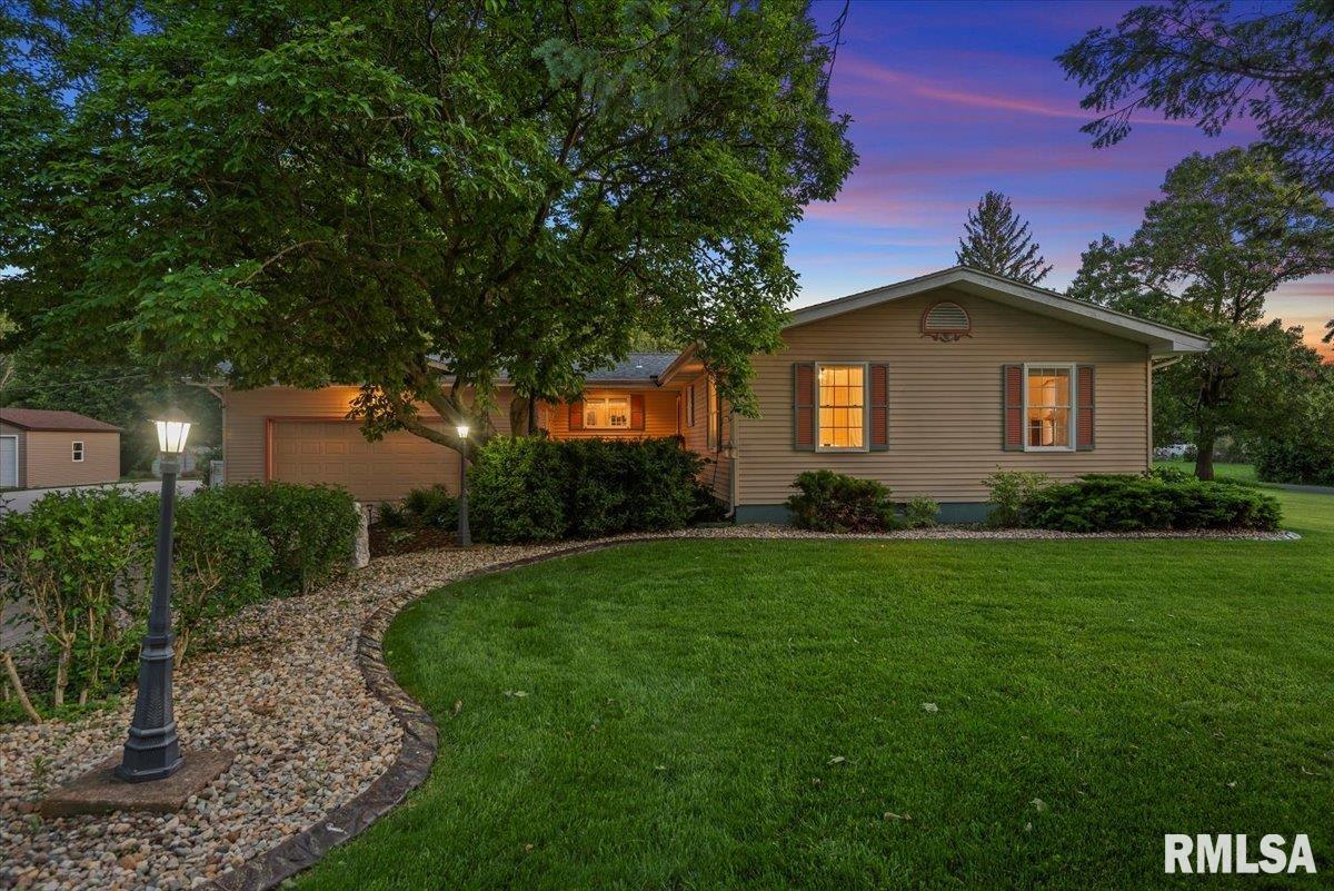 4 Nightingale Drive Springfield, IL 62711 - Photo 3 of 57