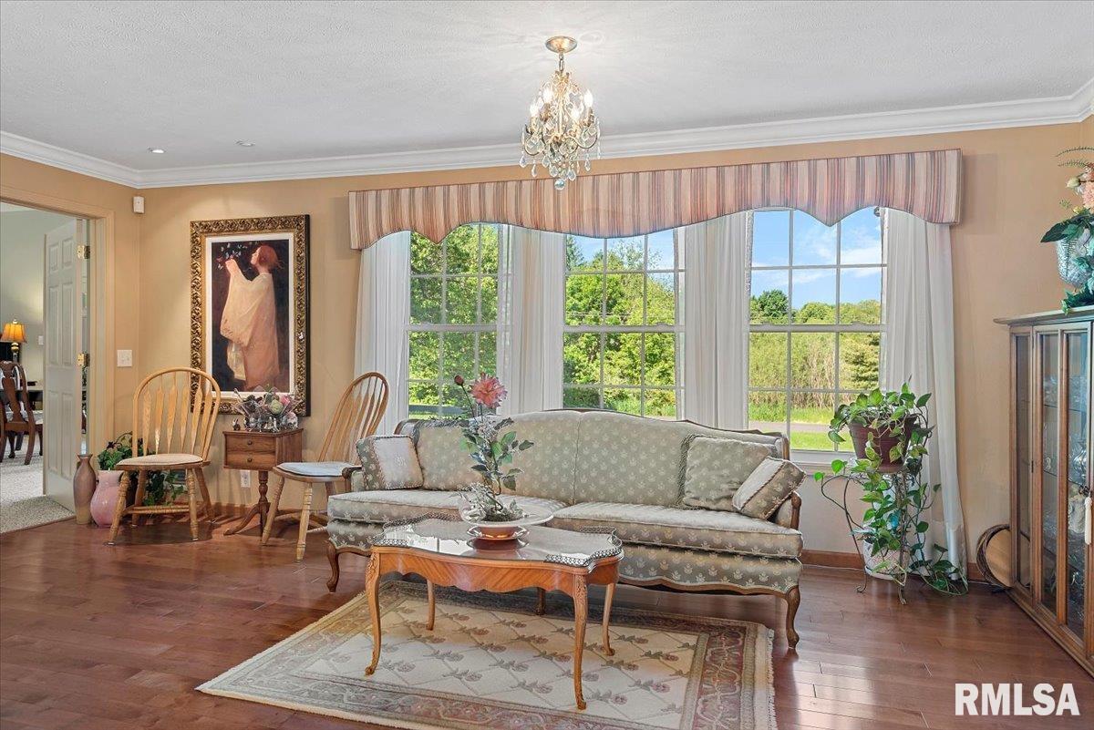 4 Nightingale Drive Springfield, IL 62711 - Photo 7 of 57