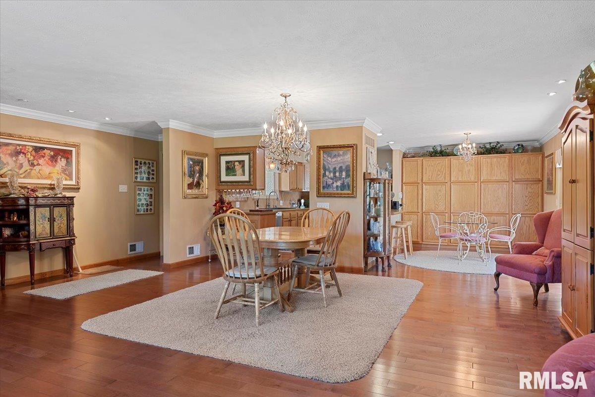 4 Nightingale Drive Springfield, IL 62711 - Photo 10 of 57