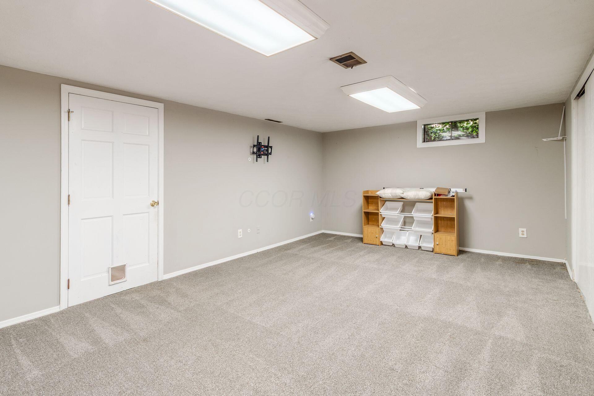 3967 Reed Road Upper Arlington, OH 43220 - Photo 28 of 34 Rec Area