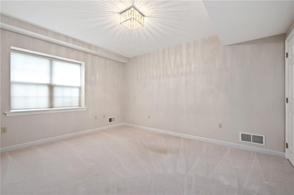 931 Meadowbrook Road Trafford, PA 15085 - Photo 18 of 23 Gallery Image 18