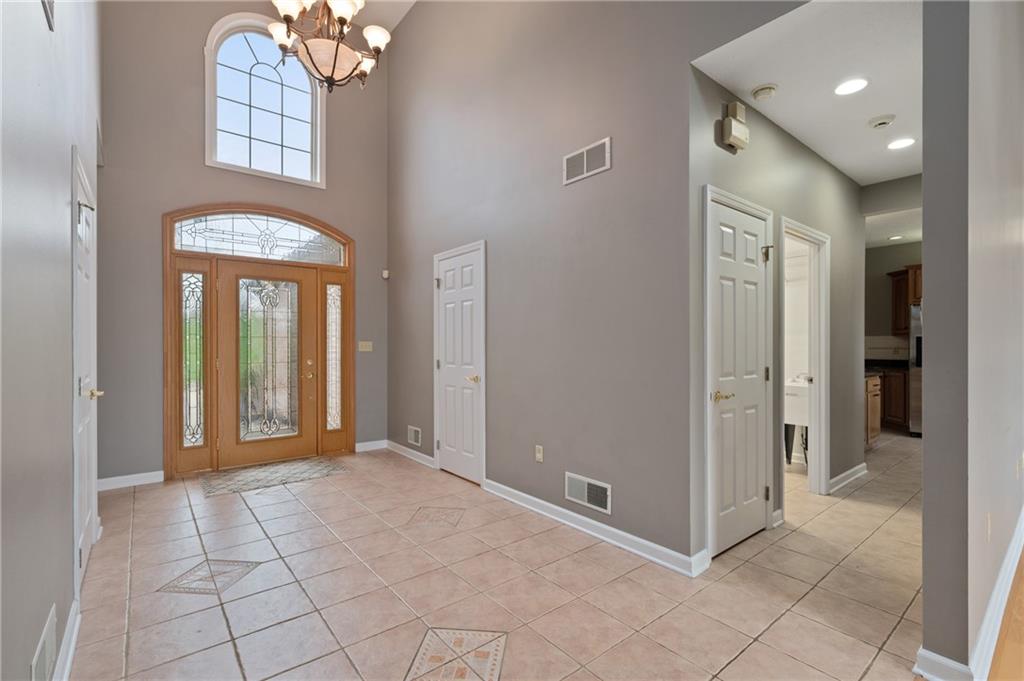 931 Meadowbrook Road Trafford, PA 15085 - Photo 2 of 23 Gallery Image 2