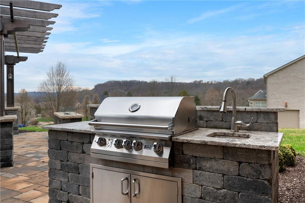 931 Meadowbrook Road Trafford, PA 15085 - Photo 21 of 23 Gallery Image 21