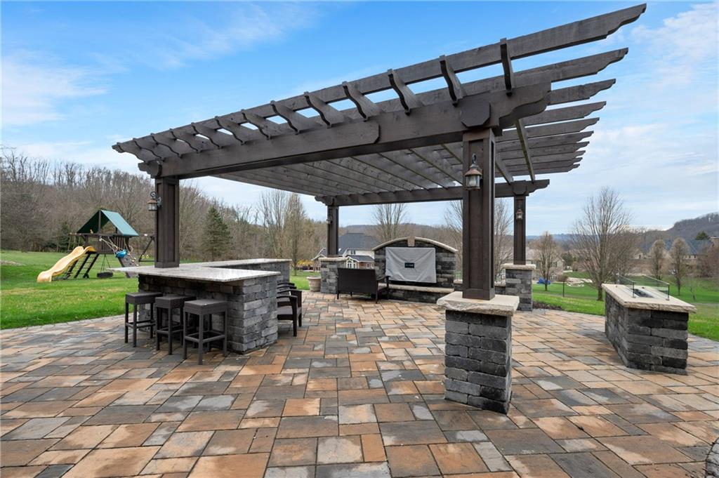 931 Meadowbrook Road Trafford, PA 15085 - Photo 22 of 23 Gallery Image 22