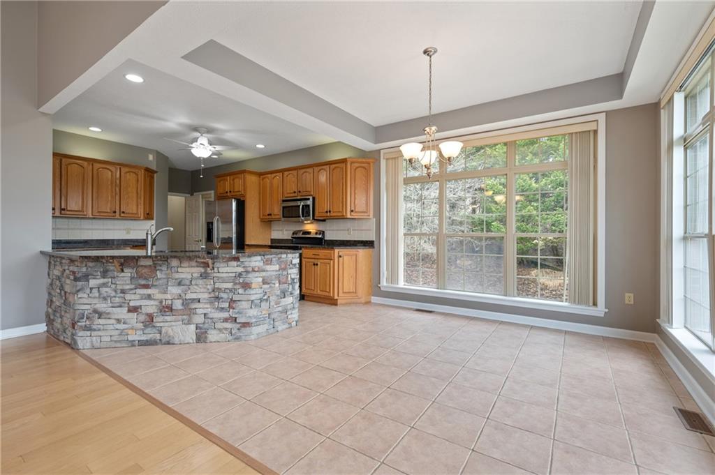 931 Meadowbrook Road Trafford, PA 15085 - Photo 6 of 23 Gallery Image 6