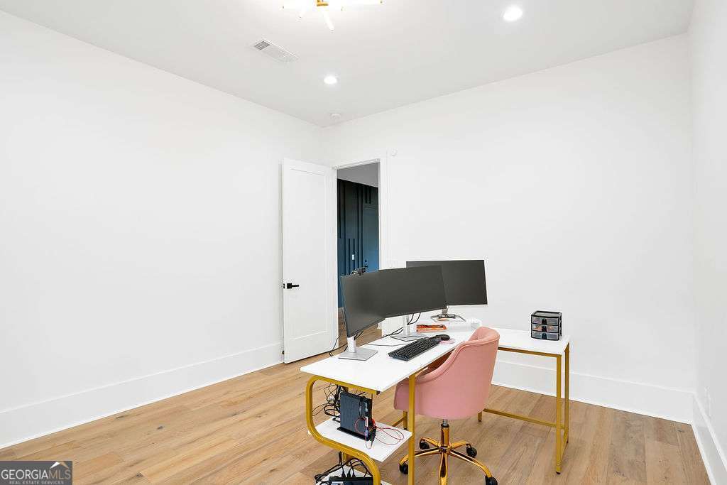 1598 Athens Avenue Southwest Atlanta, GA 30310 - Photo 20 of 43