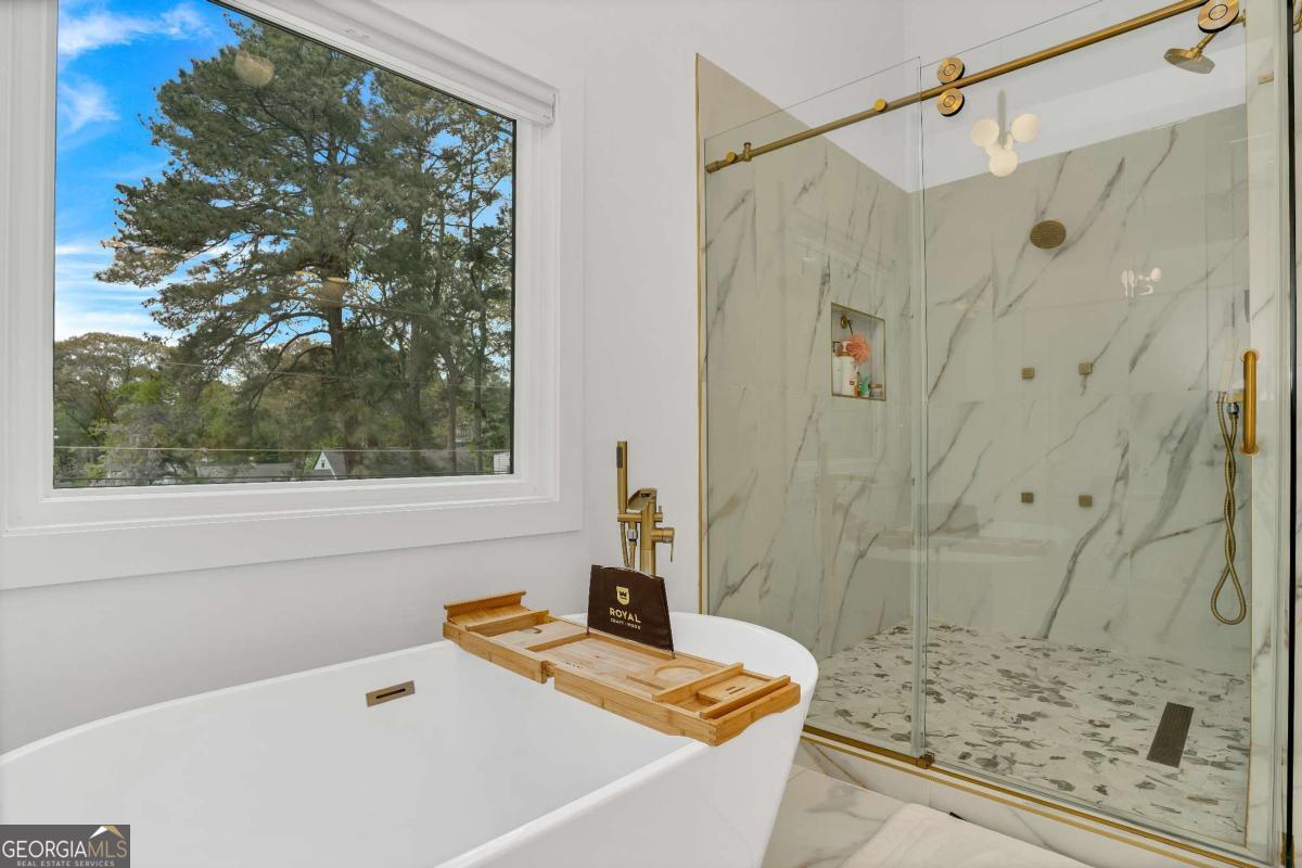 1598 Athens Avenue Southwest Atlanta, GA 30310 - Photo 32 of 43