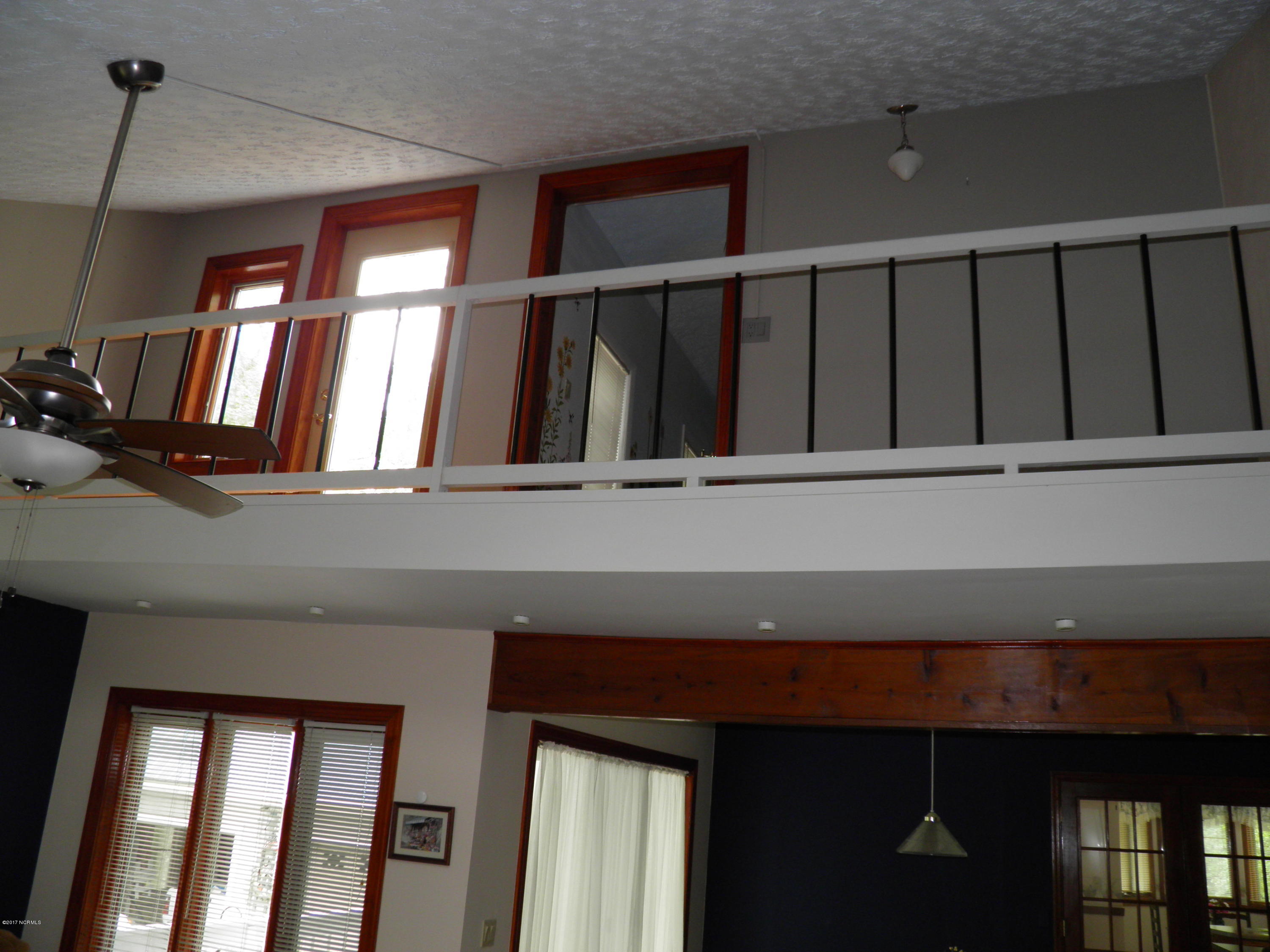235 Roberts Road Newport, NC 28570 - Photo 12 of 74 P4270131