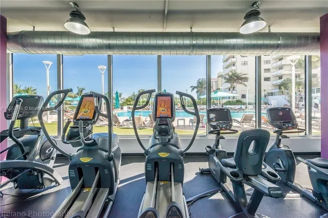 $3,500 | 100 Lincoln Road, Unit 805, Miami Beach, FL 33139