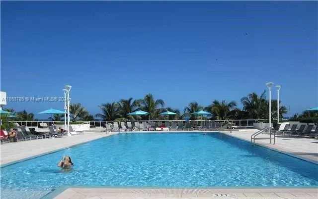 $3,500 | 100 Lincoln Road, Unit 805, Miami Beach, FL 33139