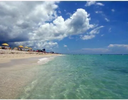 $3,500 | 100 Lincoln Road, Unit 805, Miami Beach, FL 33139