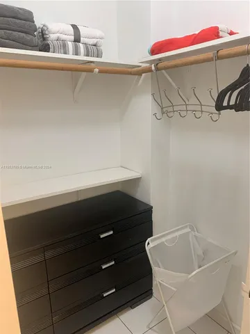 $3,500 | 100 Lincoln Road, Unit 805, Miami Beach, FL 33139