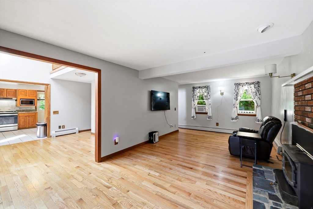 705 General Knox Road Russell, MA 01071 - Photo 15 of 42 Gallery Image 15