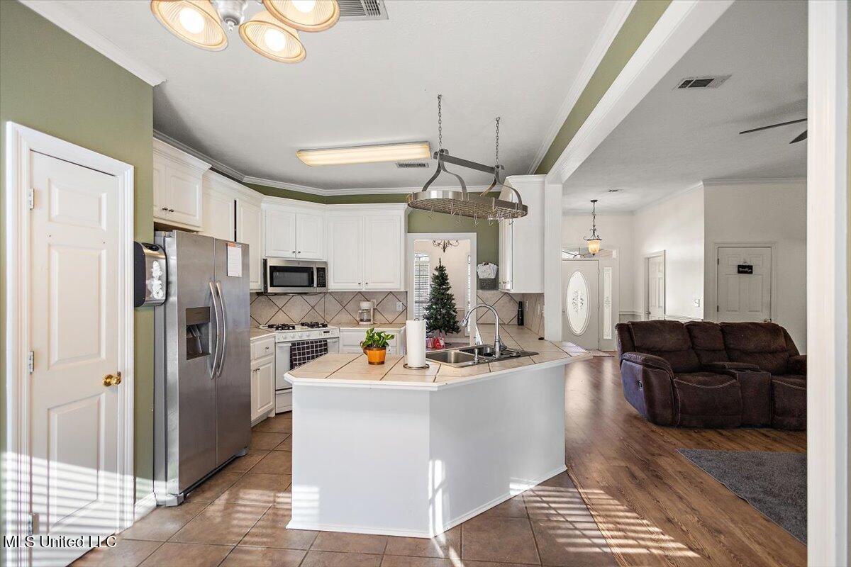 290 Azalea Court Brandon, MS 39047 - Photo 11 of 31 11-HTP20515