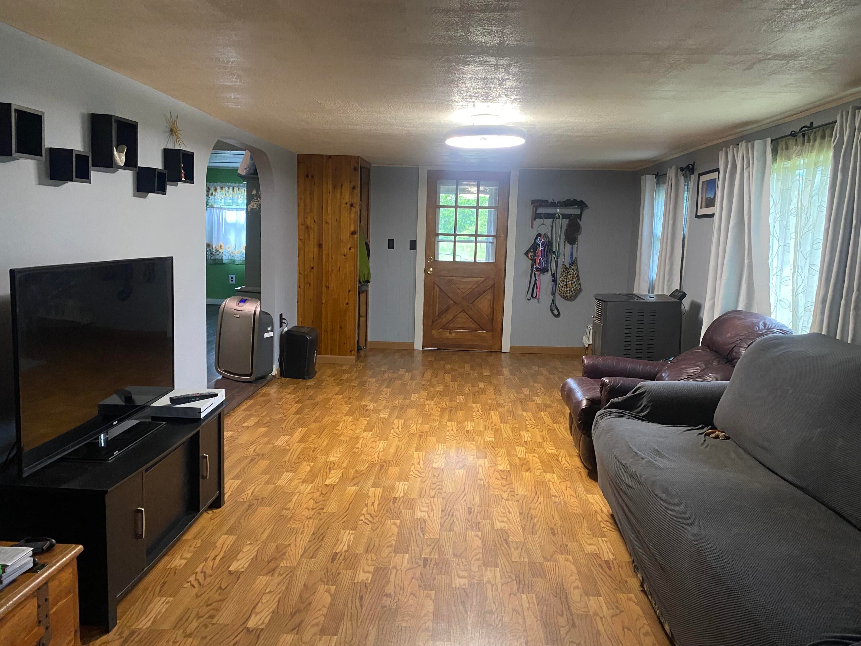 254 Tanyard Road Smoot, WV 24977 - Photo 15 of 84 Gallery Image 15