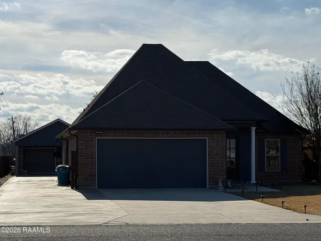 $355,000 | 1001 Renella Simon Drive, Breaux Bridge, LA 70517