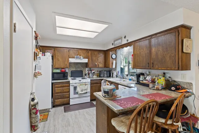 $459,900 | 2724 Monocott Drive, Madera, CA 93637