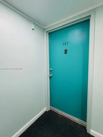 $2,100 | Arch Creek East, North Miami, FL 33181