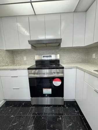 $2,100 | Arch Creek East, North Miami, FL 33181