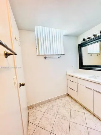 $2,100 | Arch Creek East, North Miami, FL 33181
