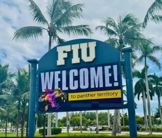 $2,100 | Arch Creek East, North Miami, FL 33181