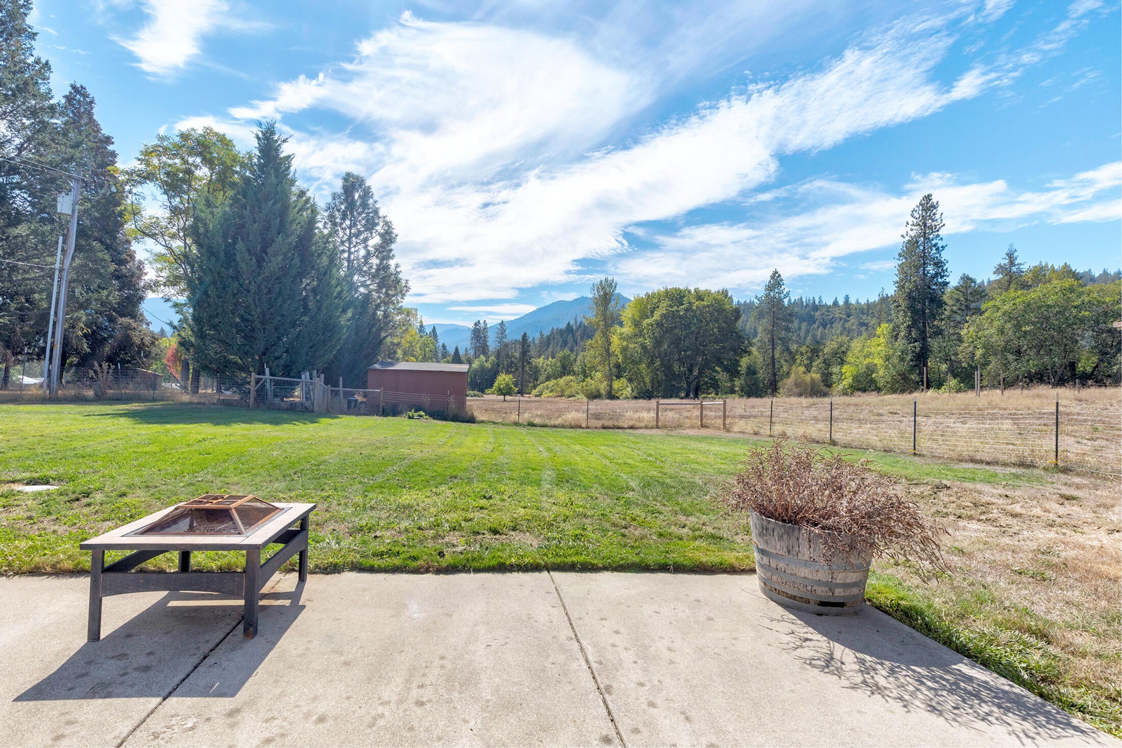 437 Stringer Gap Road Grants Pass, OR 97527 - Photo 21 of 34 sg032
