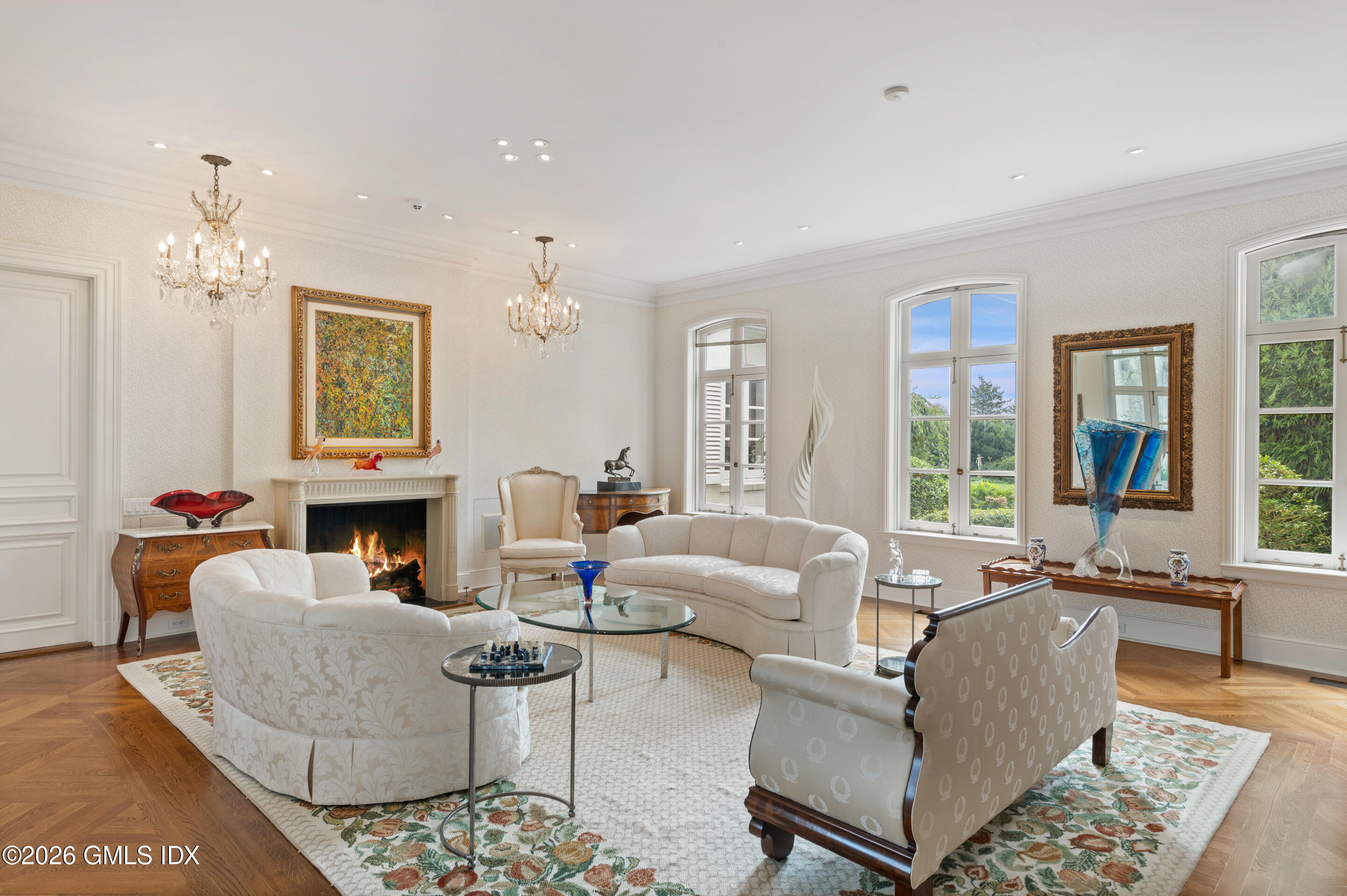 25 Field Point Circle Greenwich, CT 06830 - Photo 6 of 21 LIVING ROOM