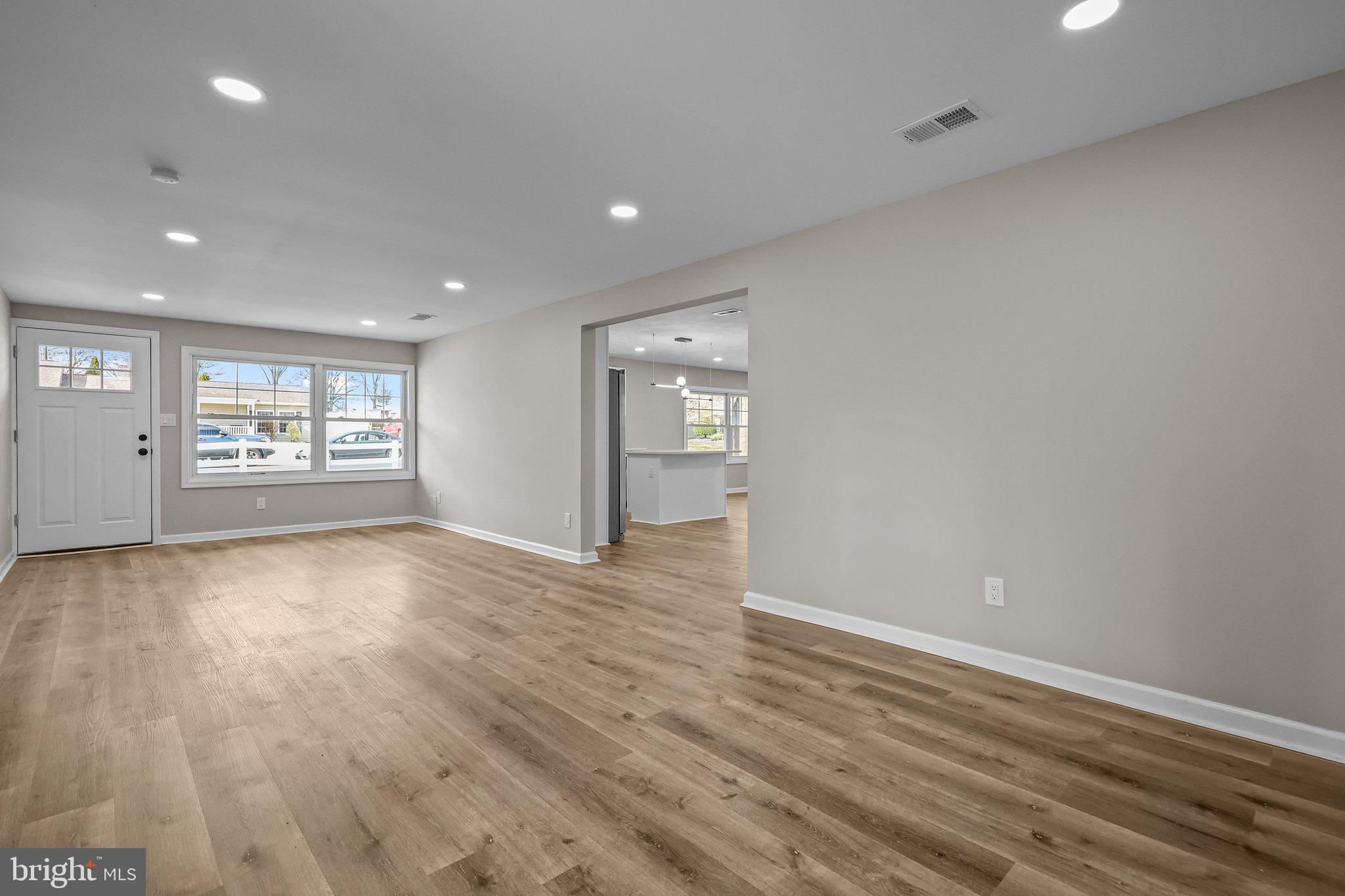 16 Gable Hill Road Levittown, PA 19057 - Photo 8 of 40 Gallery Image 8