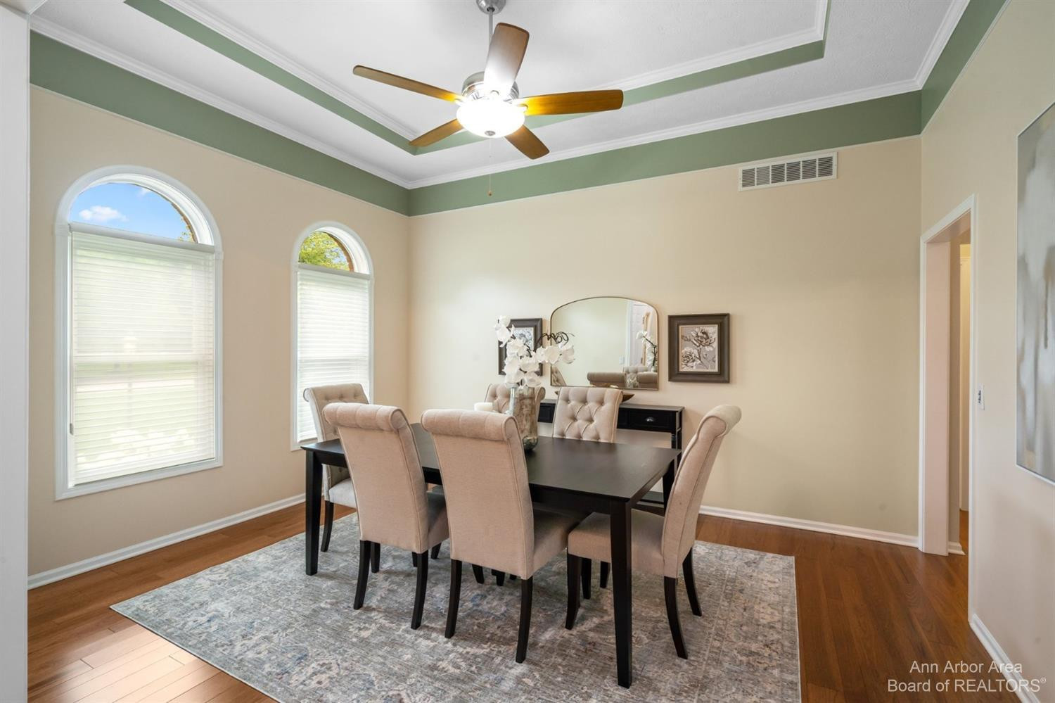 9538 Quail Ridge Run Brighton, MI 48114 - Photo 6 of 55 Dining Room