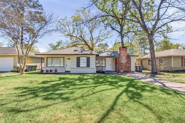 $169,900 | 1005 Callahan Avenue, Conroe, TX 77301