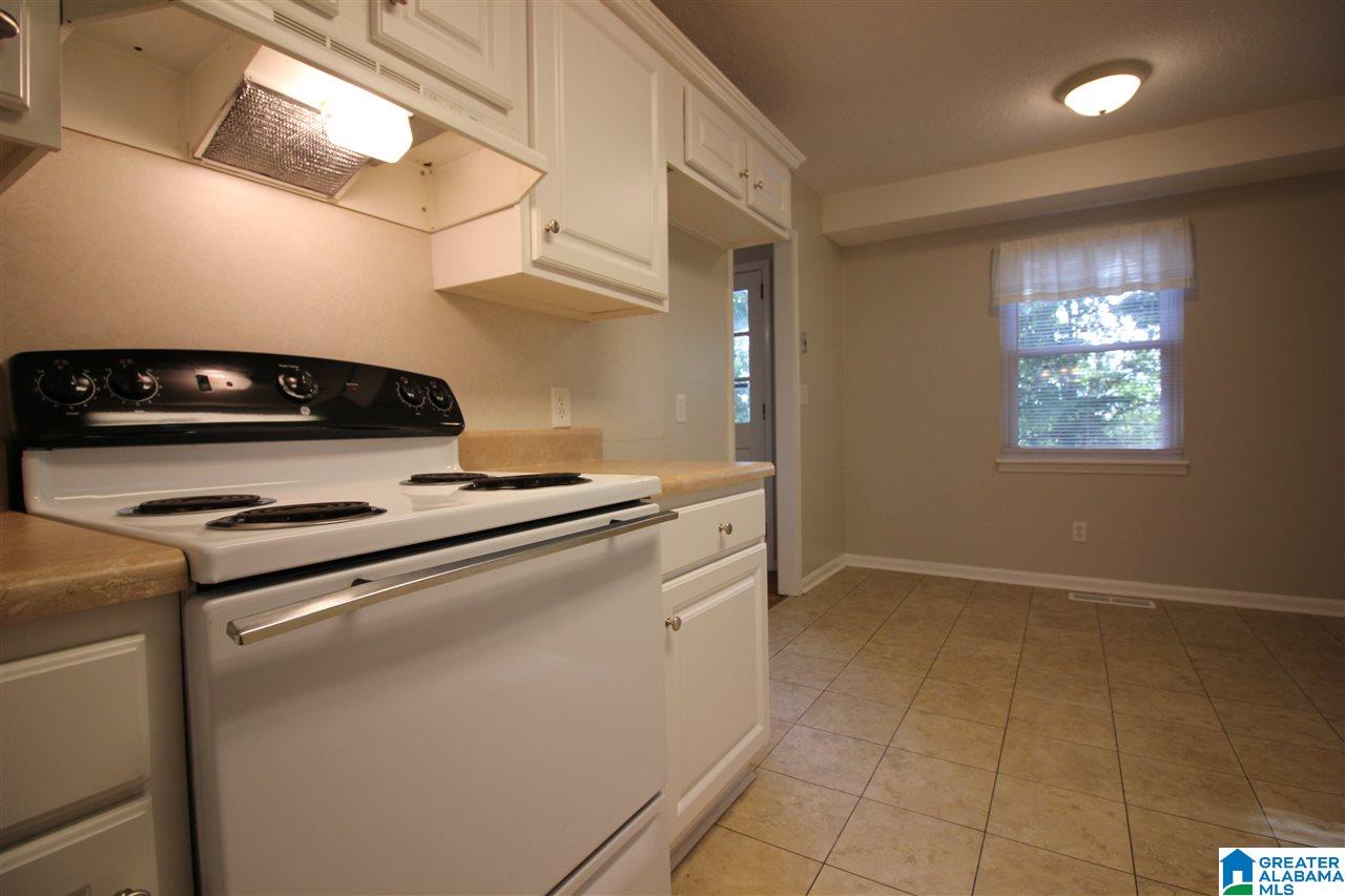 1007 Navajo Trail Alabaster, AL 35007 - Photo 10 of 36
